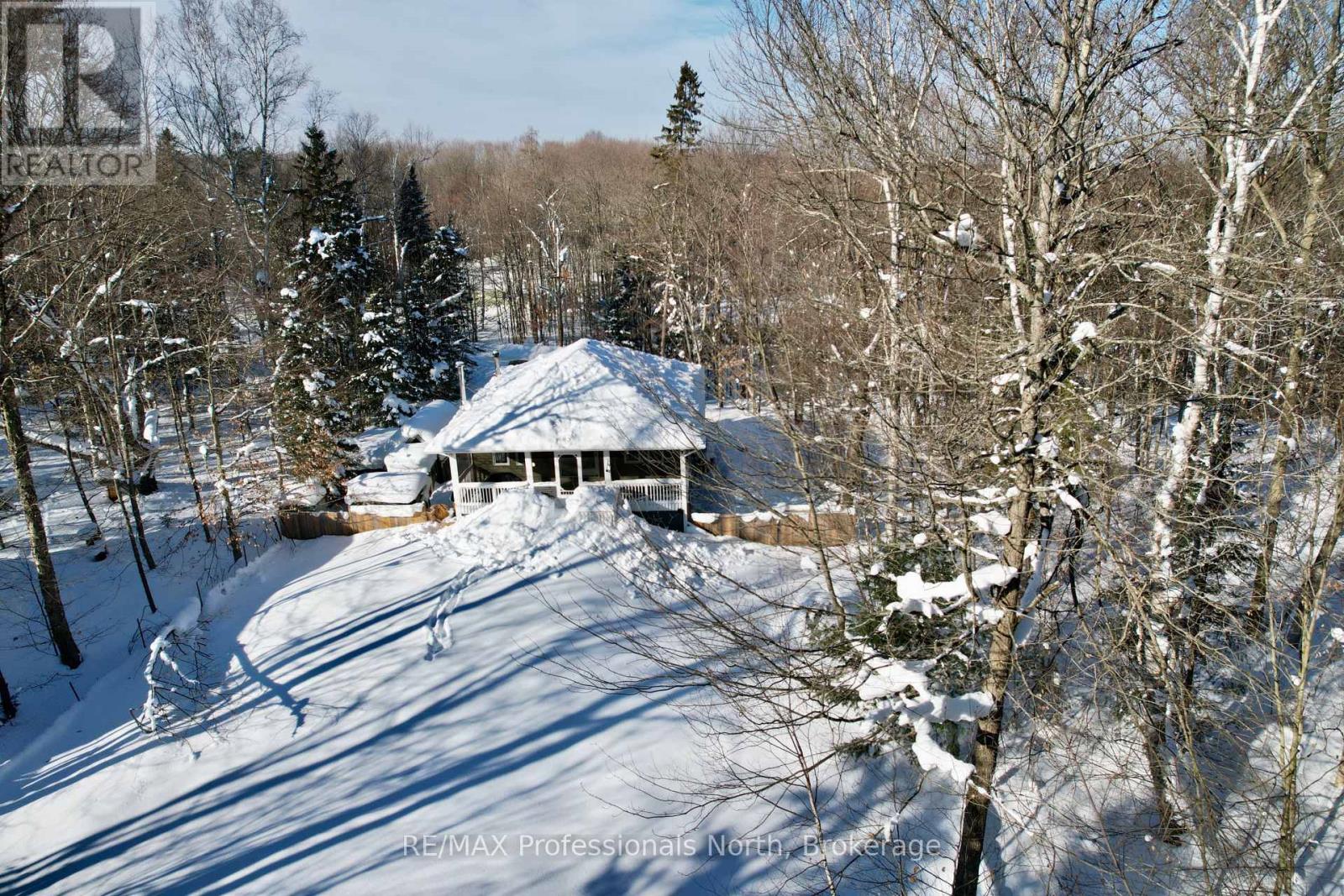 351 Chub Lake Road, Huntsville, Ontario  P1H 1S4 - Photo 2 - X12753802