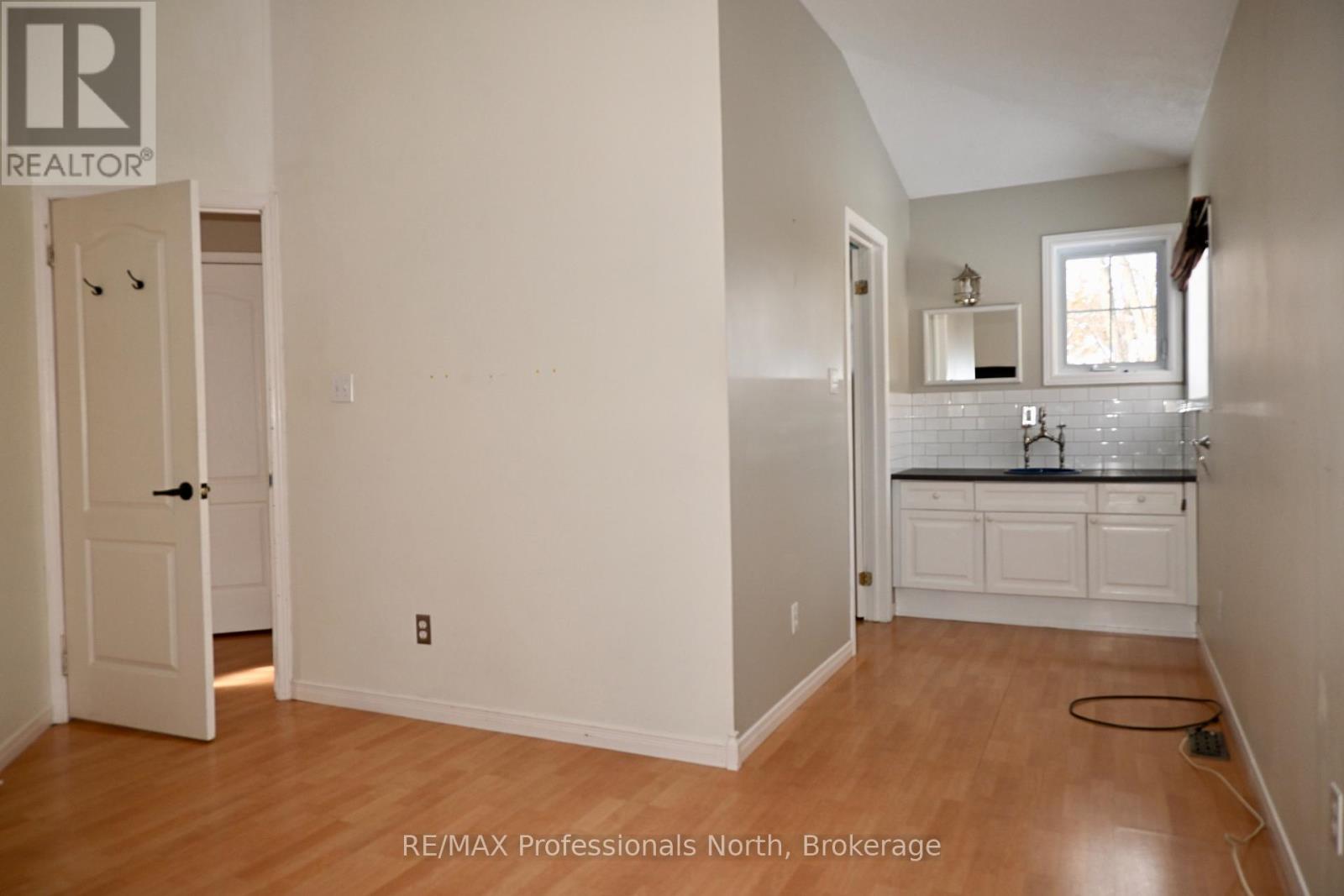 351 Chub Lake Road, Huntsville, Ontario  P1H 1S4 - Photo 17 - X12753802