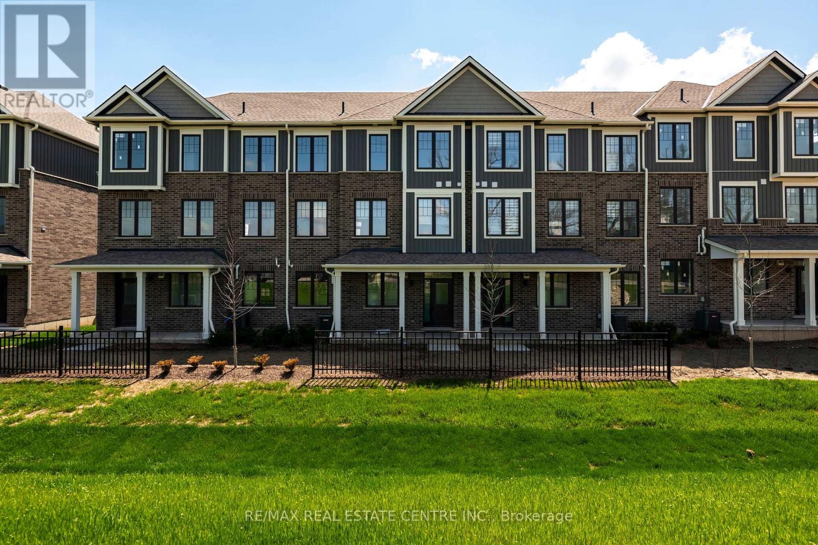 3 - 690 Broadway Avenue, Orangeville, Ontario  L9W 5C8 - Photo 2 - W12748678