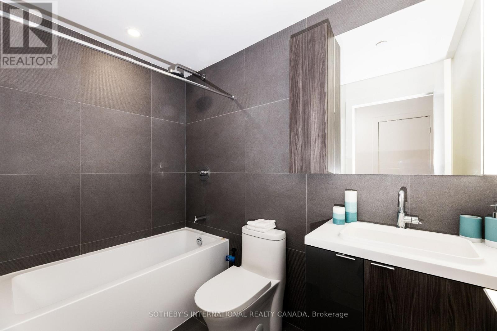 2411 - 35 Mercer Street, Toronto, Ontario  M5V 0V1 - Photo 20 - C12753836