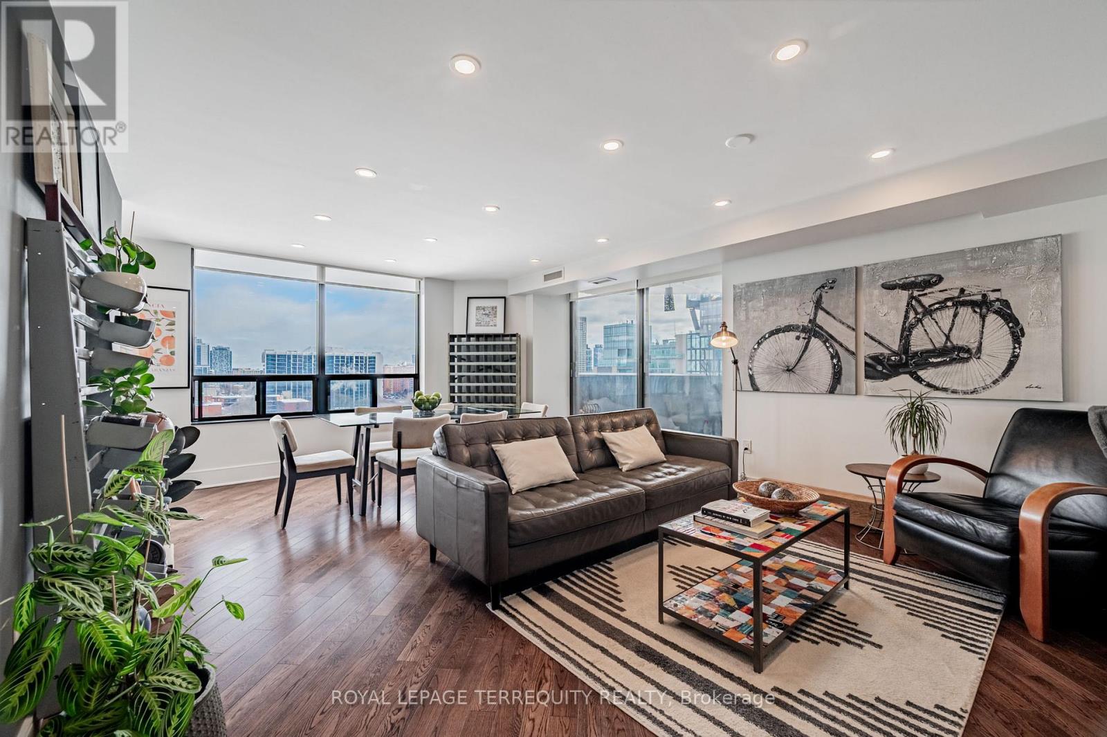 1203 - 192 Jarvis Street, Toronto, Ontario  M5B 2J9 - Photo 3 - C12753864