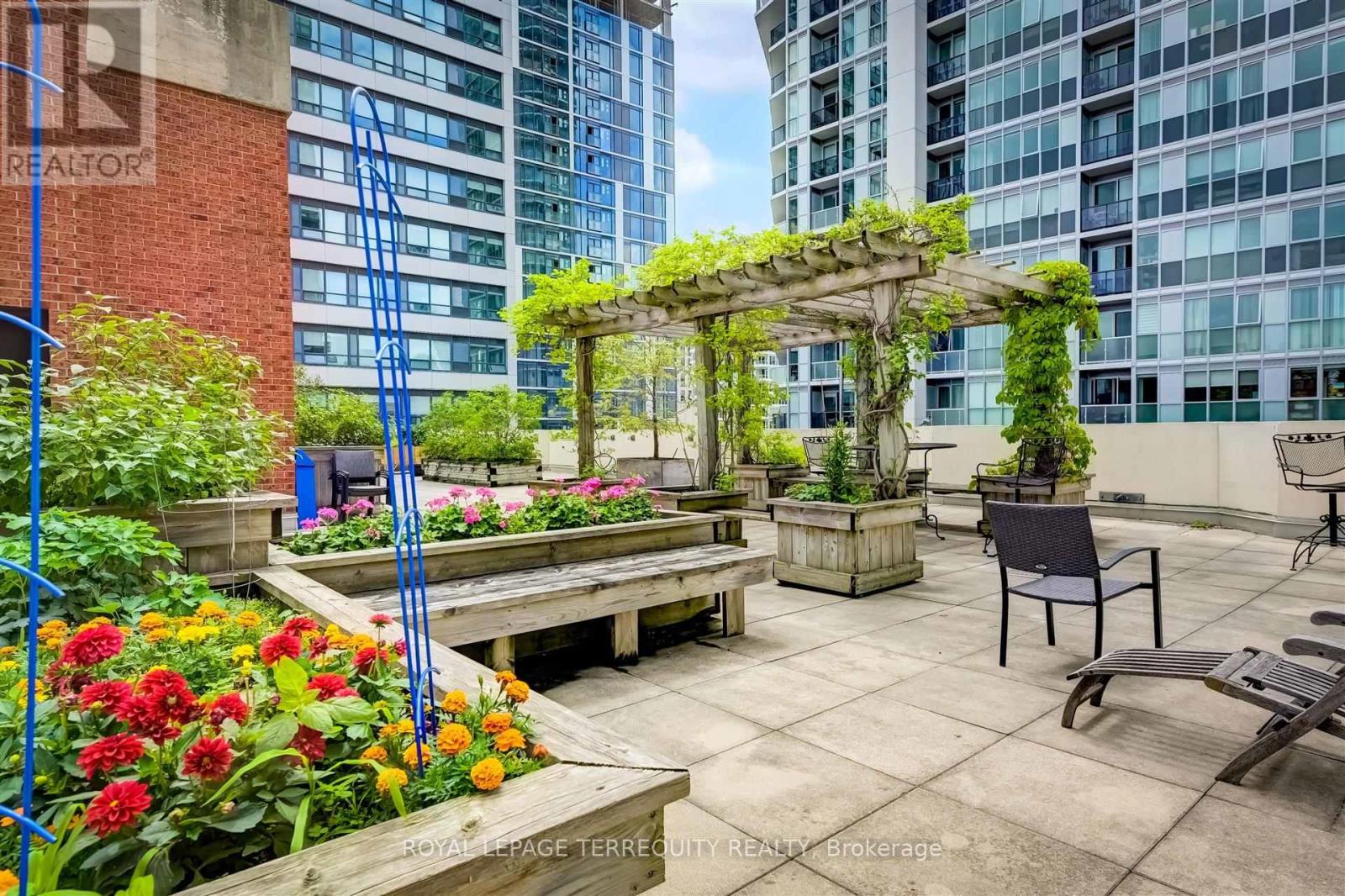 1203 - 192 Jarvis Street, Toronto, Ontario  M5B 2J9 - Photo 36 - C12753864