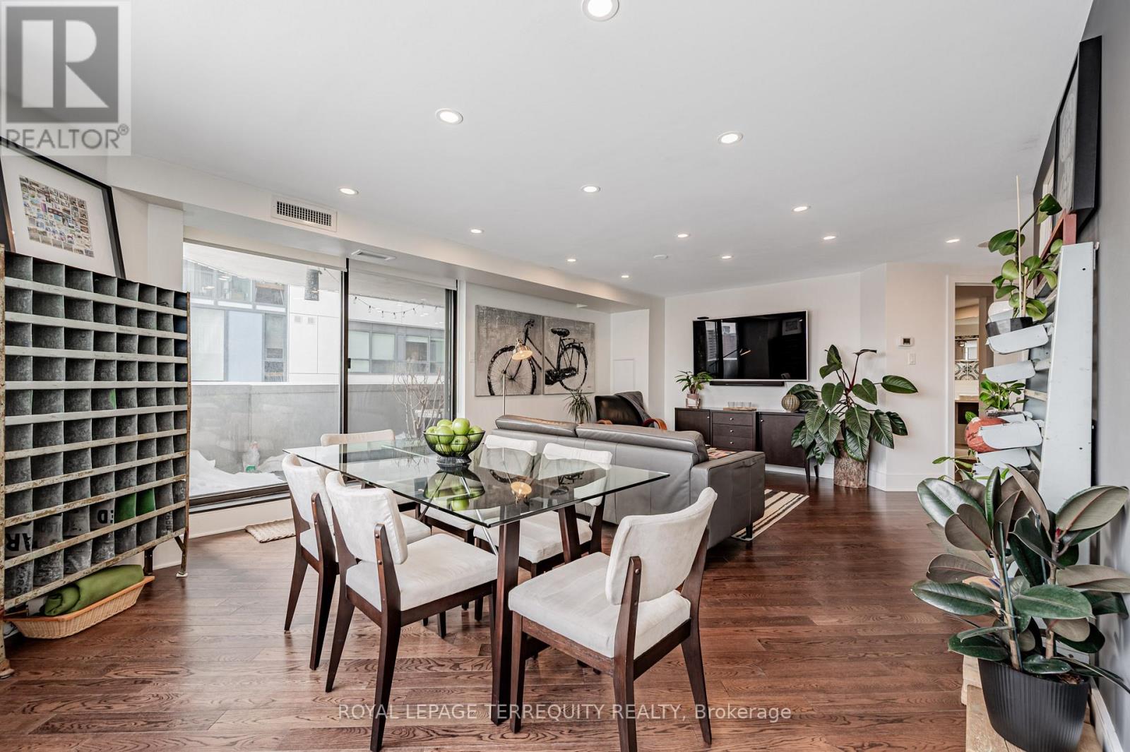 1203 - 192 Jarvis Street, Toronto, Ontario  M5B 2J9 - Photo 7 - C12753864