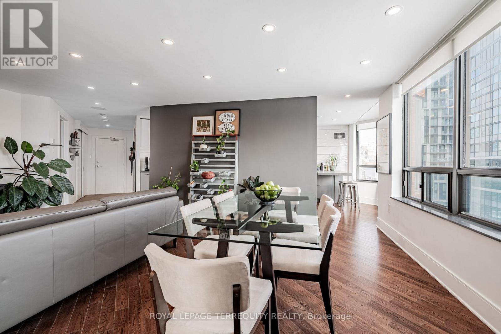 1203 - 192 Jarvis Street, Toronto, Ontario  M5B 2J9 - Photo 8 - C12753864