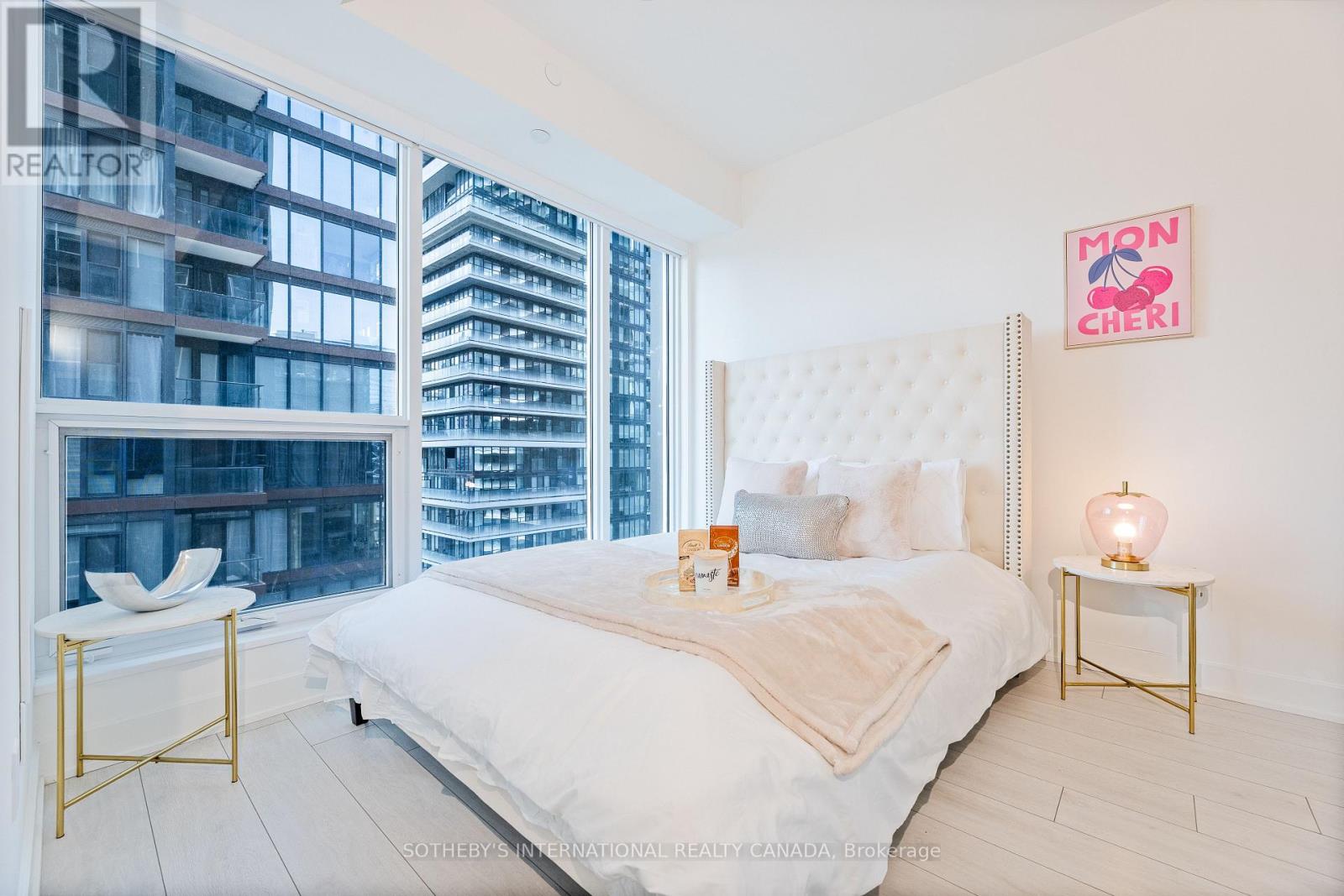 2411 - 35 Mercer Street, Toronto, Ontario  M5V 0V1 - Photo 6 - C12753954