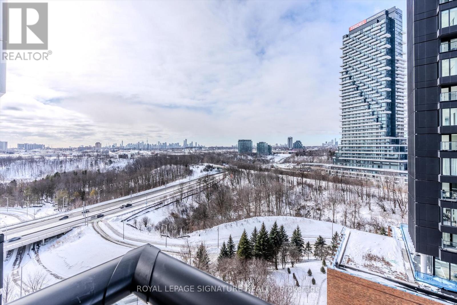 904 - 1 Quarrington Lane, Toronto, Ontario  M3C 0S4 - Photo 21 - C12754026