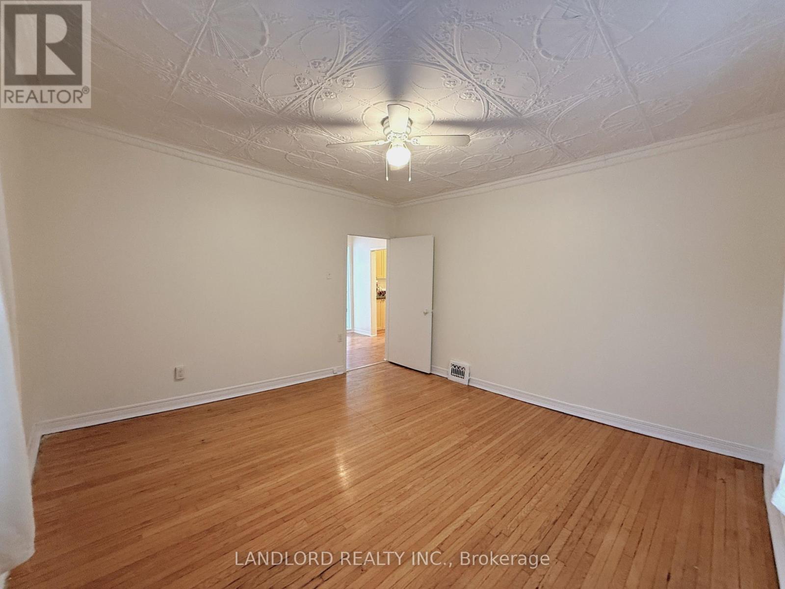 2 - 1 Clinton Street, Toronto, Ontario  M6J 2N8 - Photo 10 - C12754054