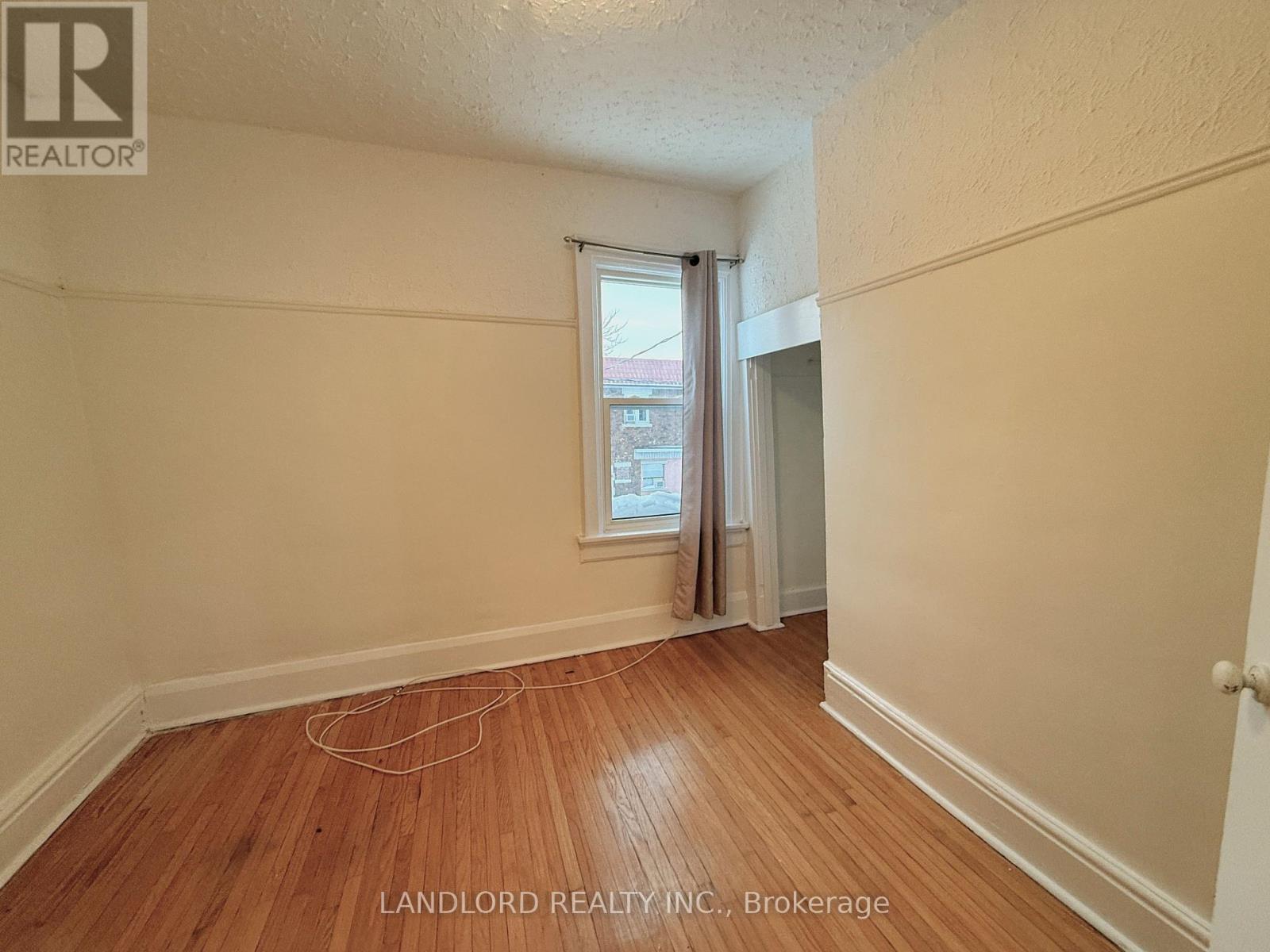 2 - 1 Clinton Street, Toronto, Ontario  M6J 2N8 - Photo 5 - C12754054