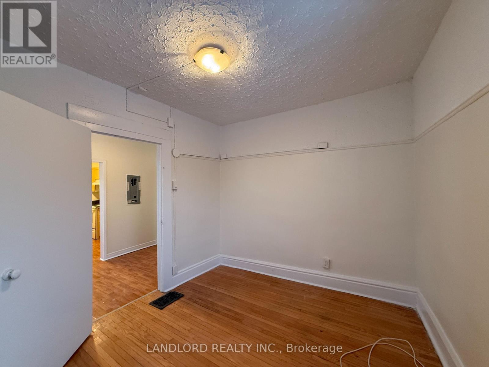 2 - 1 Clinton Street, Toronto, Ontario  M6J 2N8 - Photo 7 - C12754054