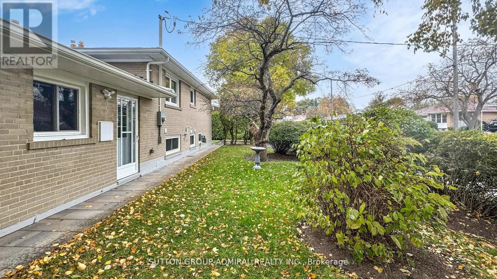 105 Baltray Crescent, Toronto, Ontario  M3A 2H5 - Photo 34 - C12754058