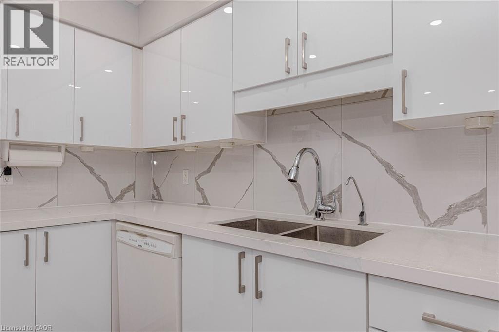 128 Karalee Crescent, Cambridge, Ontario  N3C 4H4 - Photo 9 - 40802292