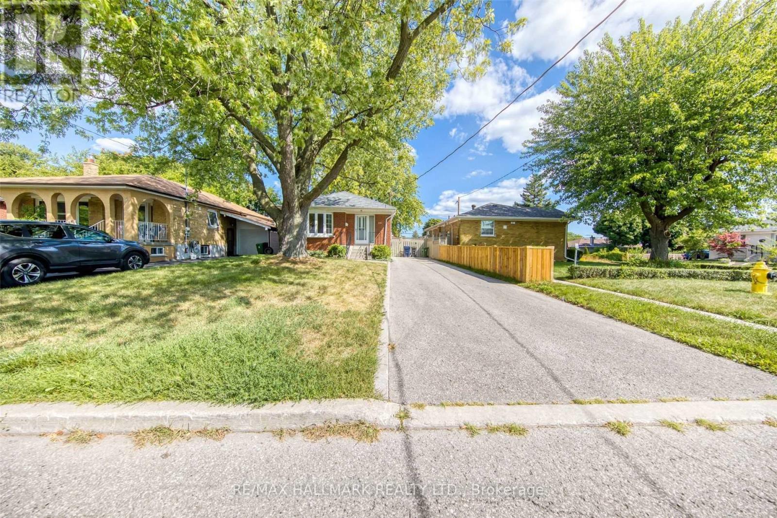 Main - 69 Barrymore Road, Toronto, Ontario  M1J 1W5 - Photo 2 - E12753916