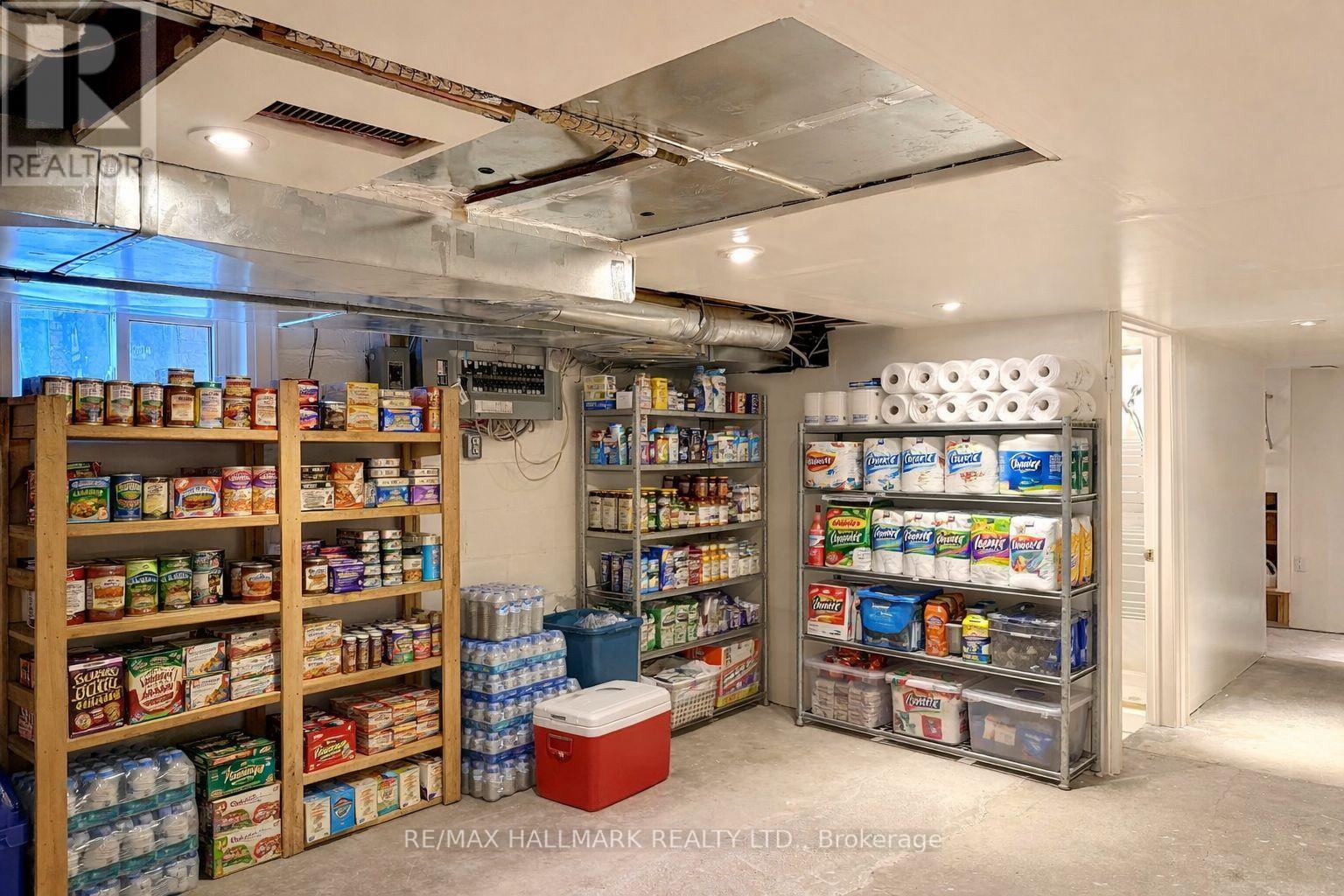 56 Highfield Road, Toronto, Ontario  M4L 2V1 - Photo 36 - E12753958