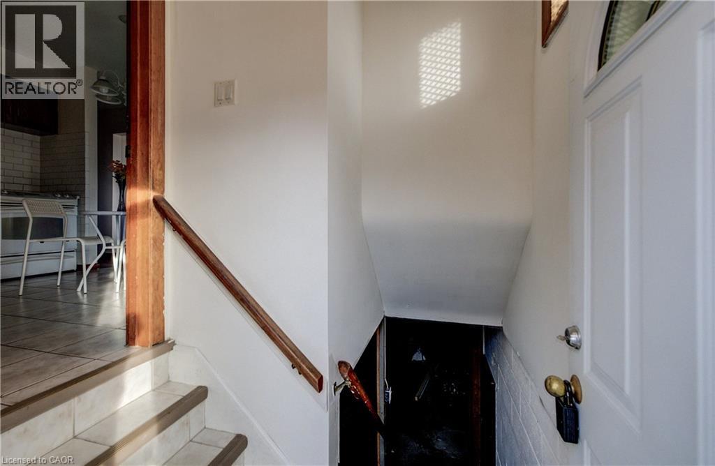 150 Howard Avenue, Hamilton, Ontario  L9A 2W8 - Photo 8 - 40794706