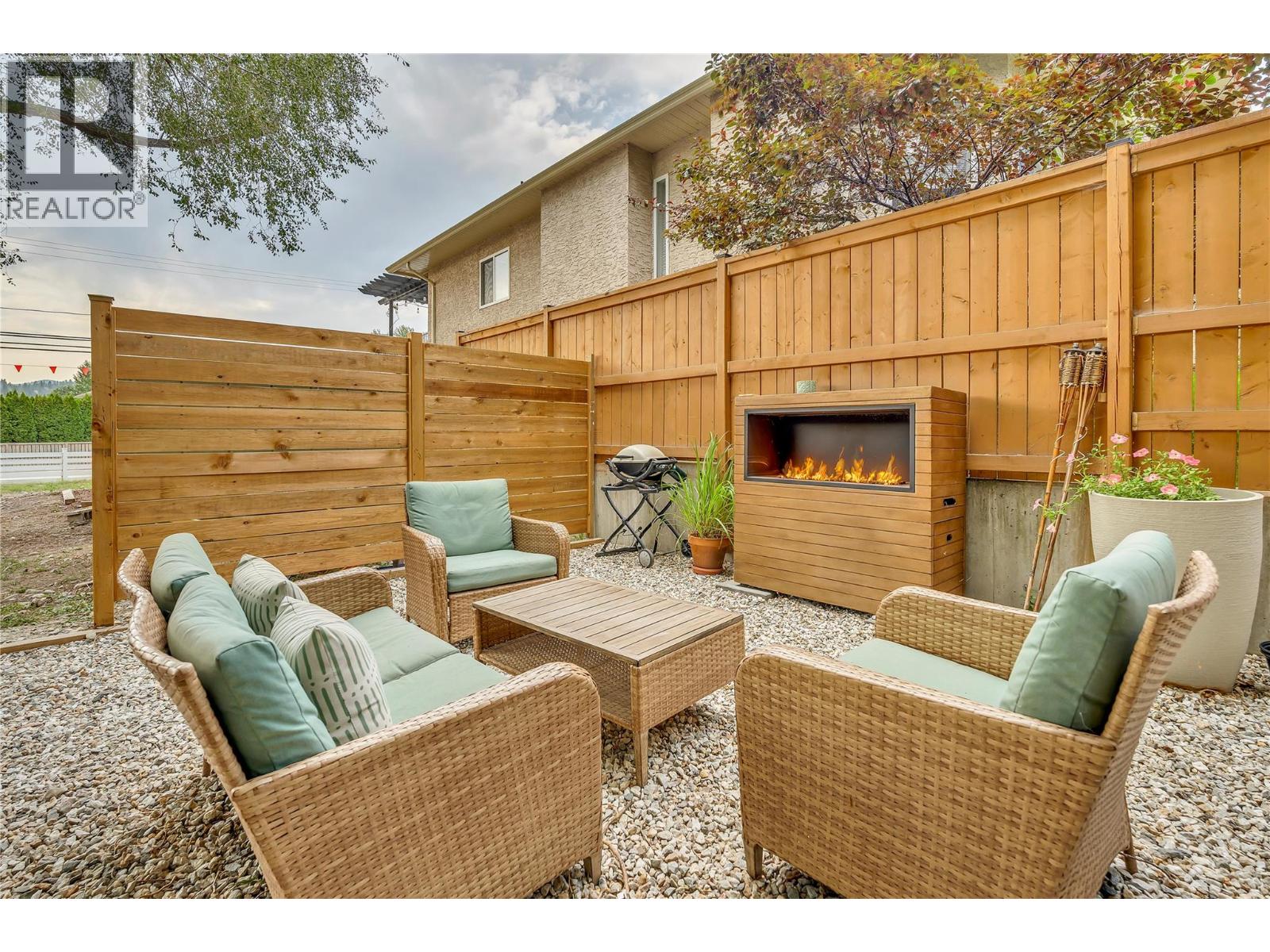 11716 PRAIRIE VALLEY Road Summerland Photo 15