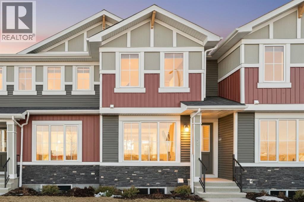 29 Sora Gate Se, Calgary, Alberta  T3S 0M6 - Photo 1 - A2274826