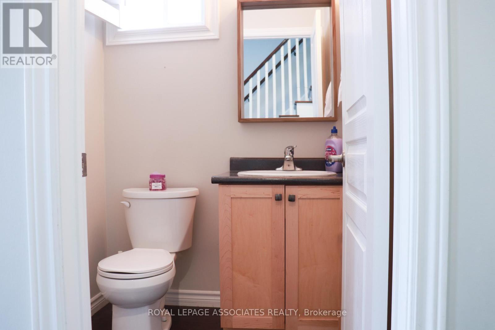 Main - 59 Hawke Crescent, New Tecumseth (Tottenham), Ontario  L0G 1W0 - Photo 5 - N12753838