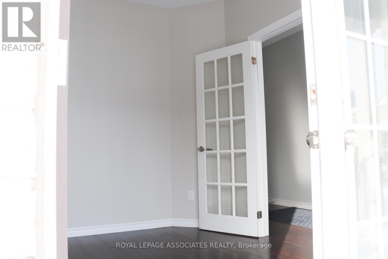 Main - 59 Hawke Crescent, New Tecumseth (Tottenham), Ontario  L0G 1W0 - Photo 9 - N12753838