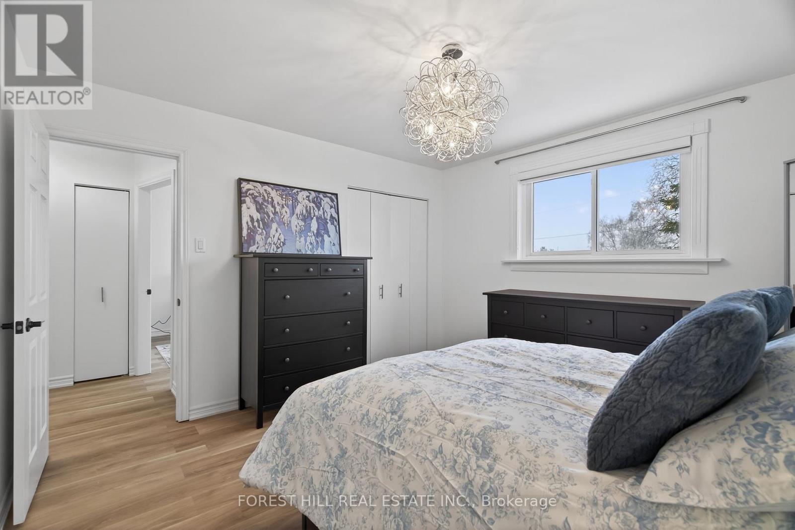 55 Townsend Avenue, Bradford West Gwillimbury, Ontario  L3Z 1X9 - Photo 12 - N12753904