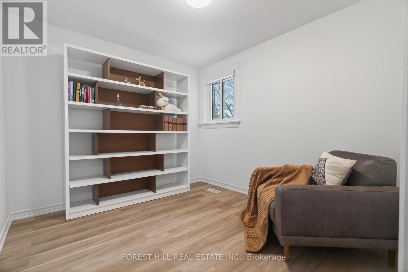 55 Townsend Avenue, Bradford West Gwillimbury, Ontario  L3Z 1X9 - Photo 17 - N12753904