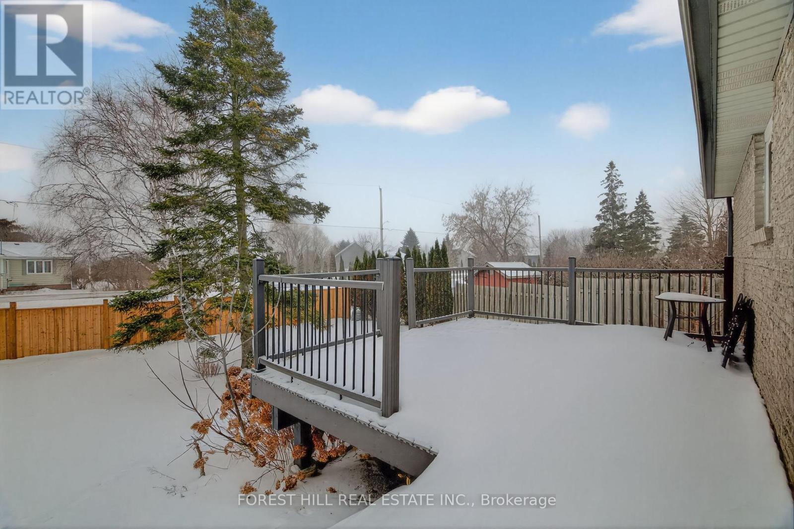 55 Townsend Avenue, Bradford West Gwillimbury, Ontario  L3Z 1X9 - Photo 26 - N12753904