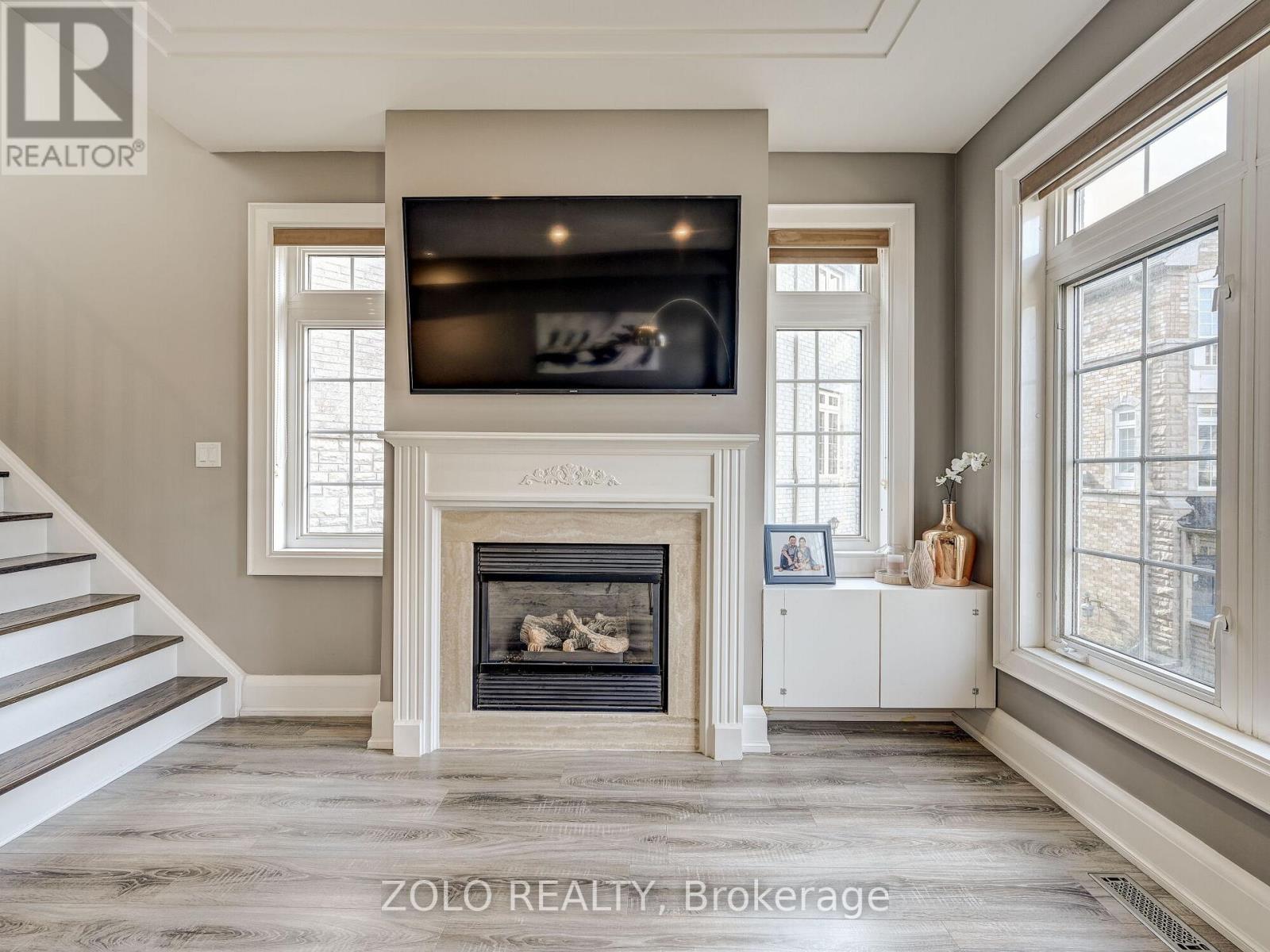 8 Burgon Place, Aurora, Ontario  L4G 7Y2 - Photo 16 - N12753926