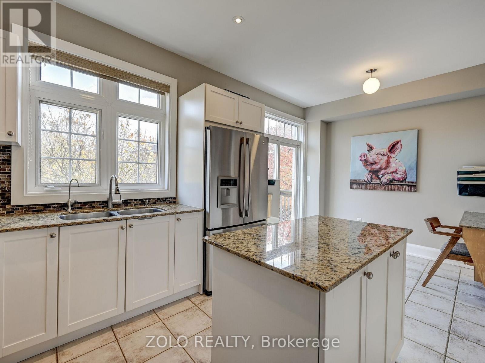 8 Burgon Place, Aurora, Ontario  L4G 7Y2 - Photo 21 - N12753926