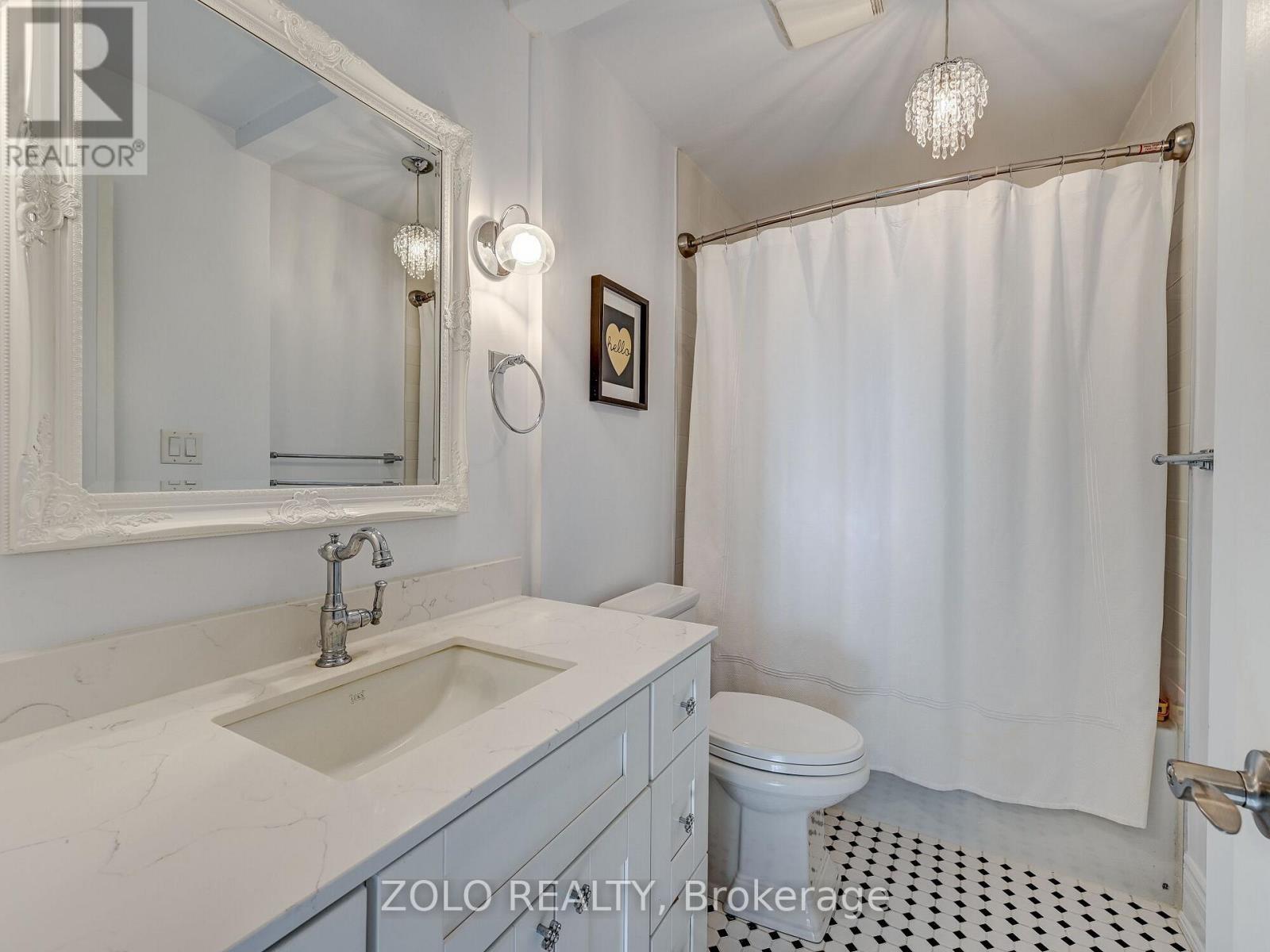 8 Burgon Place, Aurora, Ontario  L4G 7Y2 - Photo 36 - N12753926