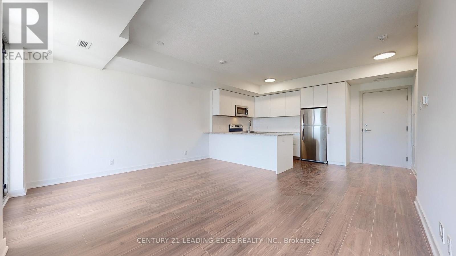 303 - 101 Cathedral High Street, Markham, Ontario L6C 0P1 - Photo 5 - N12753978