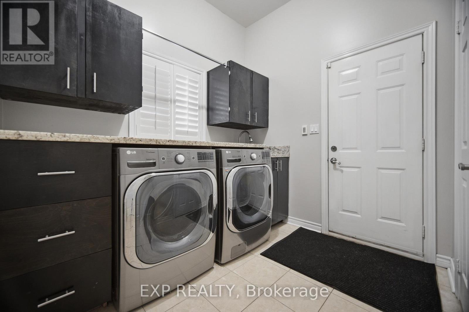 94 Kingsview Drive, Vaughan, Ontario  L4H 3A2 - Photo 21 - N12754020