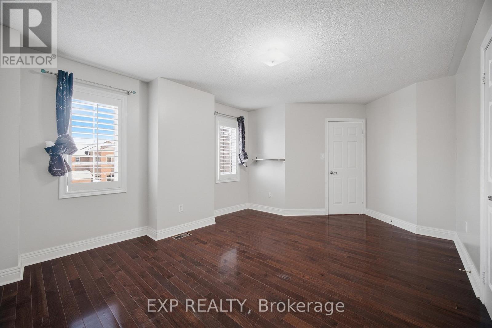 94 Kingsview Drive, Vaughan, Ontario  L4H 3A2 - Photo 29 - N12754020