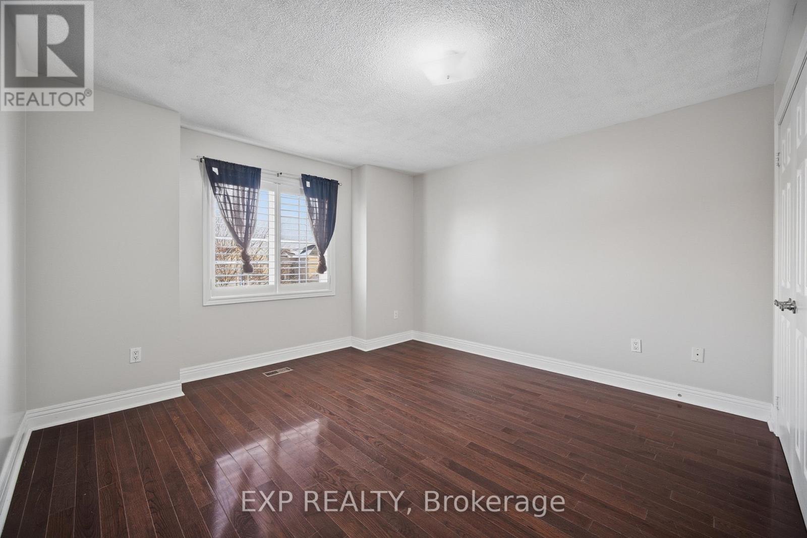 94 Kingsview Drive, Vaughan, Ontario  L4H 3A2 - Photo 30 - N12754020