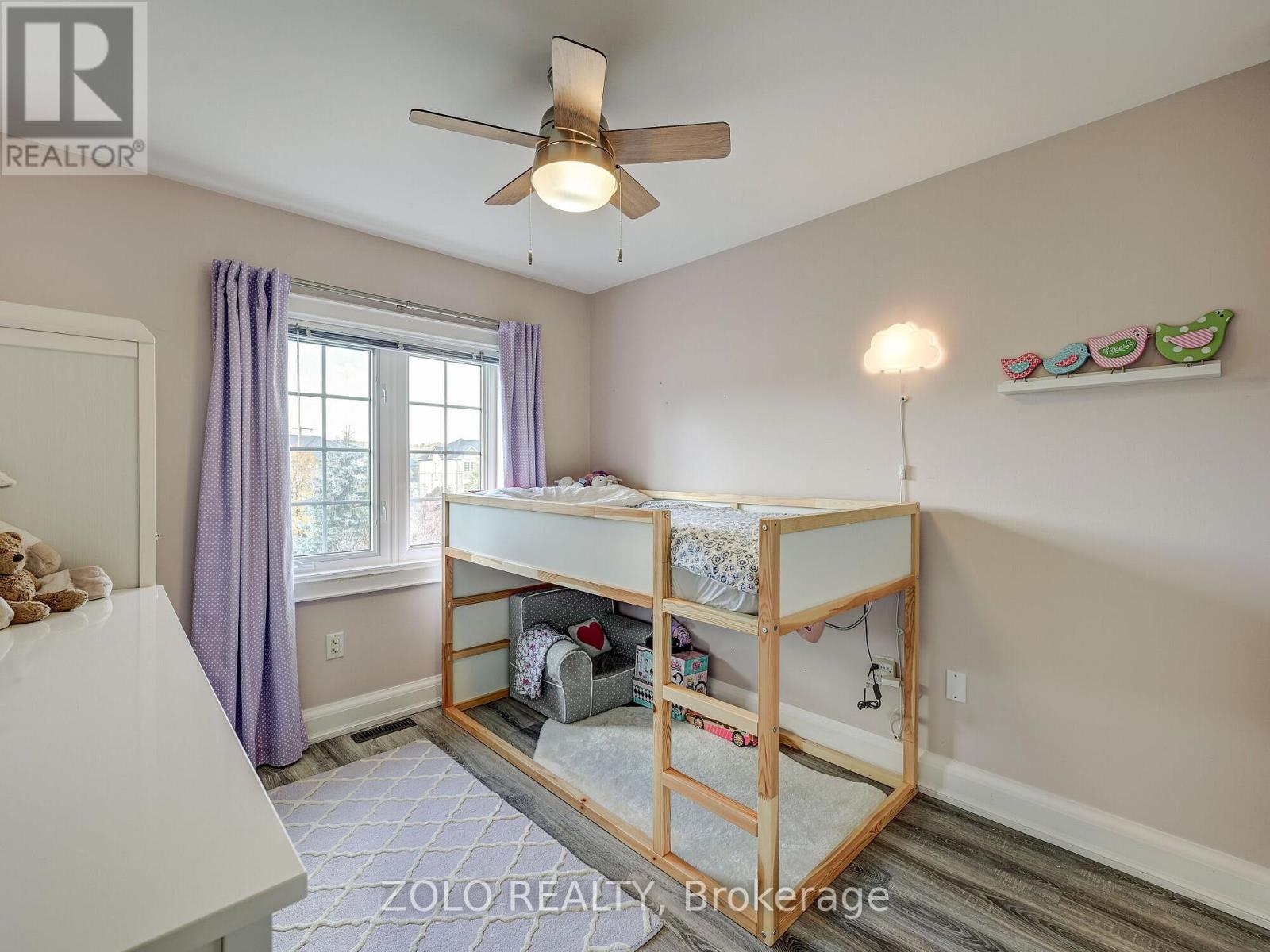 8 Burgon Place, Aurora, Ontario  L4G 7Y2 - Photo 34 - N12754090