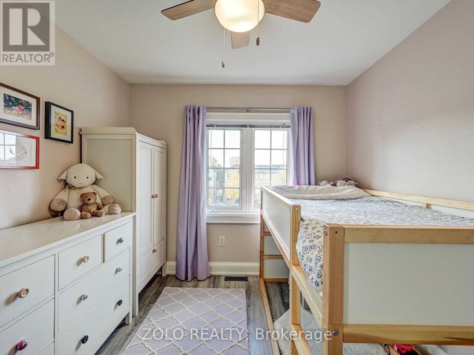 8 Burgon Place, Aurora, Ontario  L4G 7Y2 - Photo 35 - N12754090