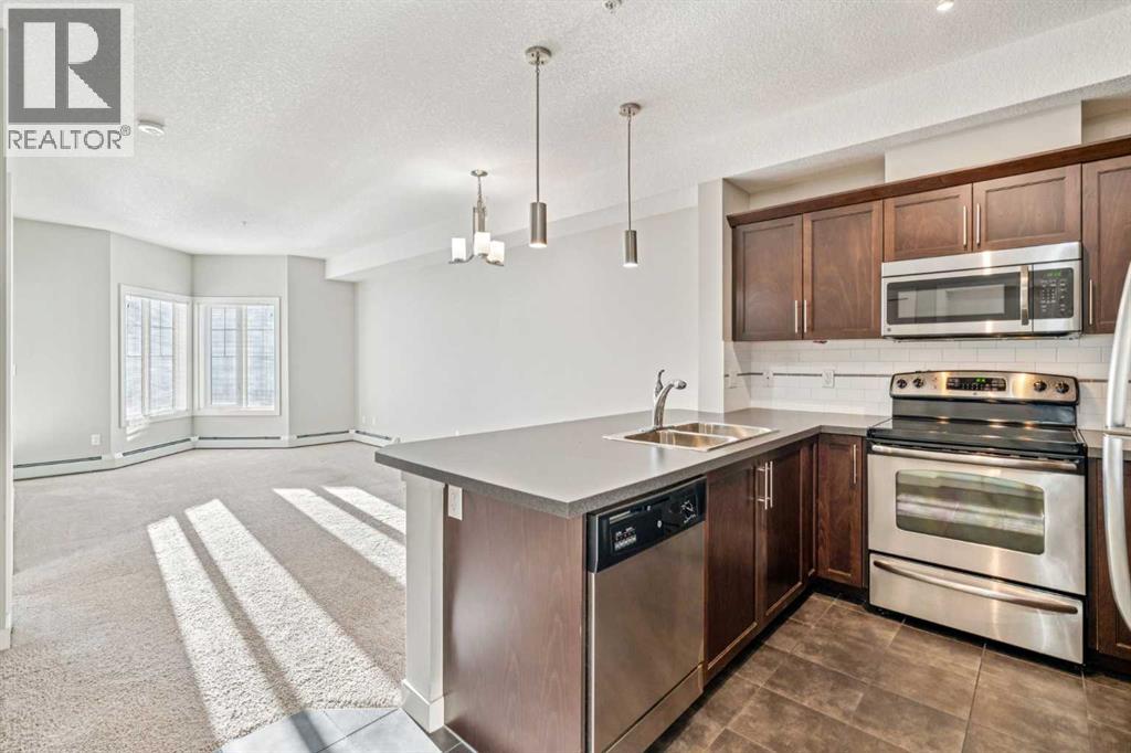 321, 20 Royal Oak Plaza Nw, Calgary, Alberta  T3G 0E6 - Photo 5 - A2278401