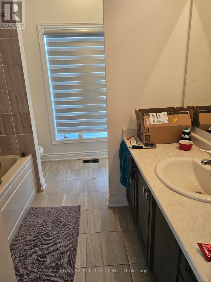 37 Union Boulevard, Wasaga Beach, Ontario  L9Z 0M6 - Photo 15 - S12753902