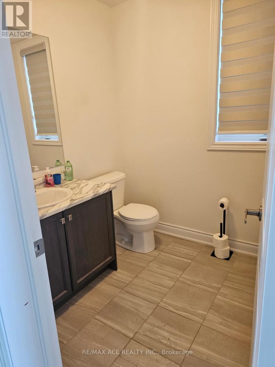 37 Union Boulevard, Wasaga Beach, Ontario  L9Z 0M6 - Photo 5 - S12753902