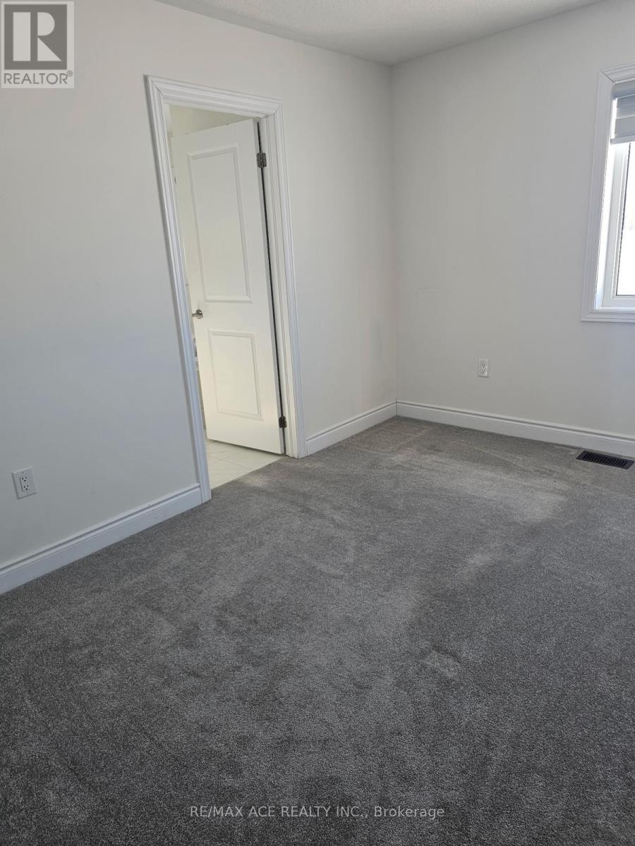 37 Union Boulevard, Wasaga Beach, Ontario  L9Z 0M6 - Photo 8 - S12753902