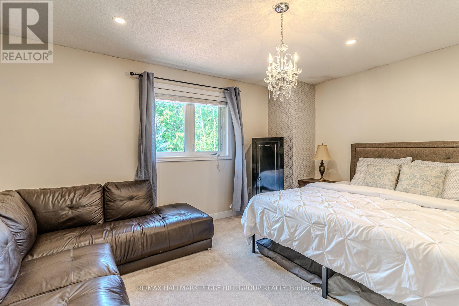 20 Pae Drive, Barrie (Painswick North), Ontario  L4N 7N7 - Photo 8 - S12753962