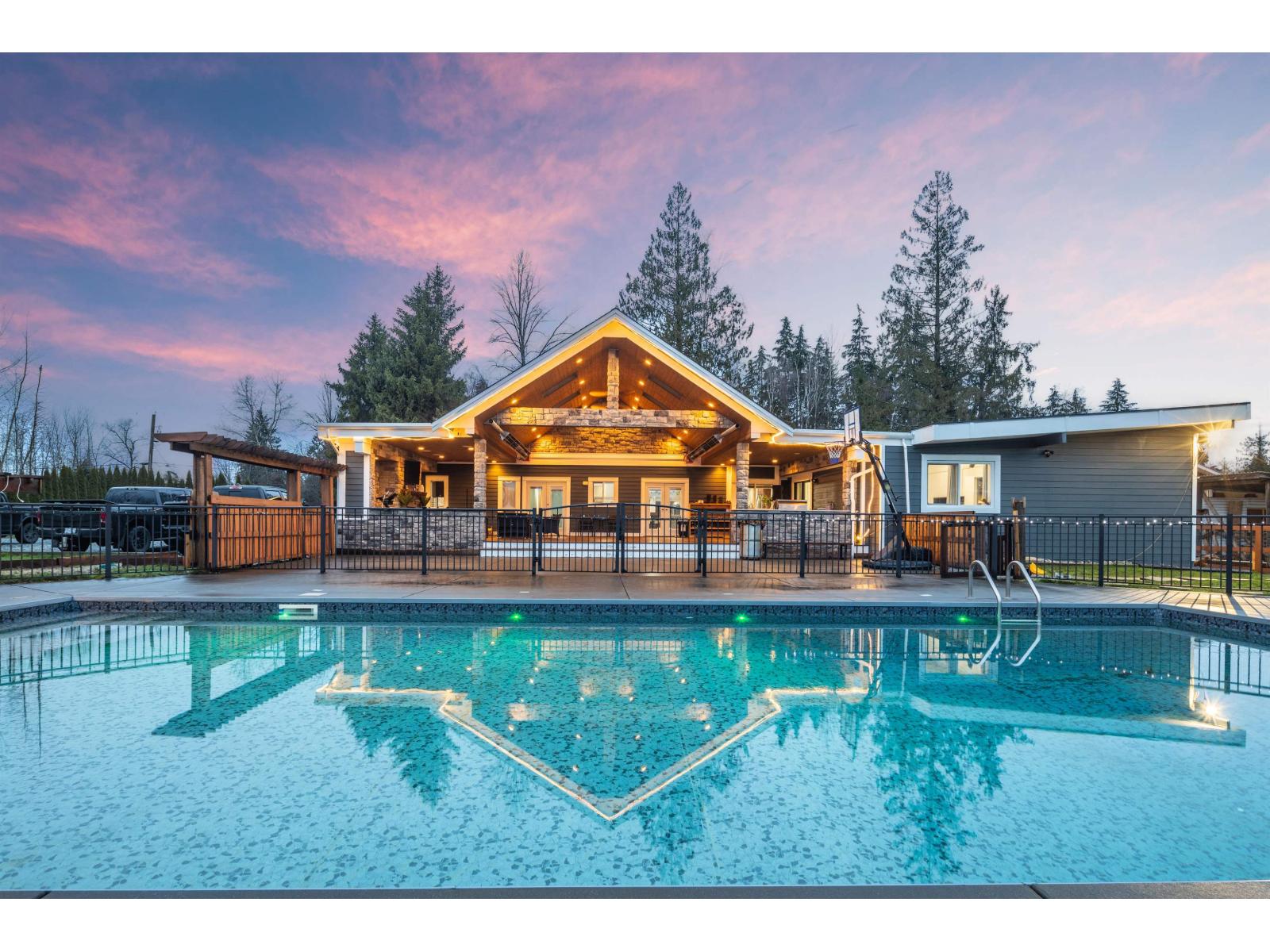 21298 36 AVENUE, Langley, British Columbia