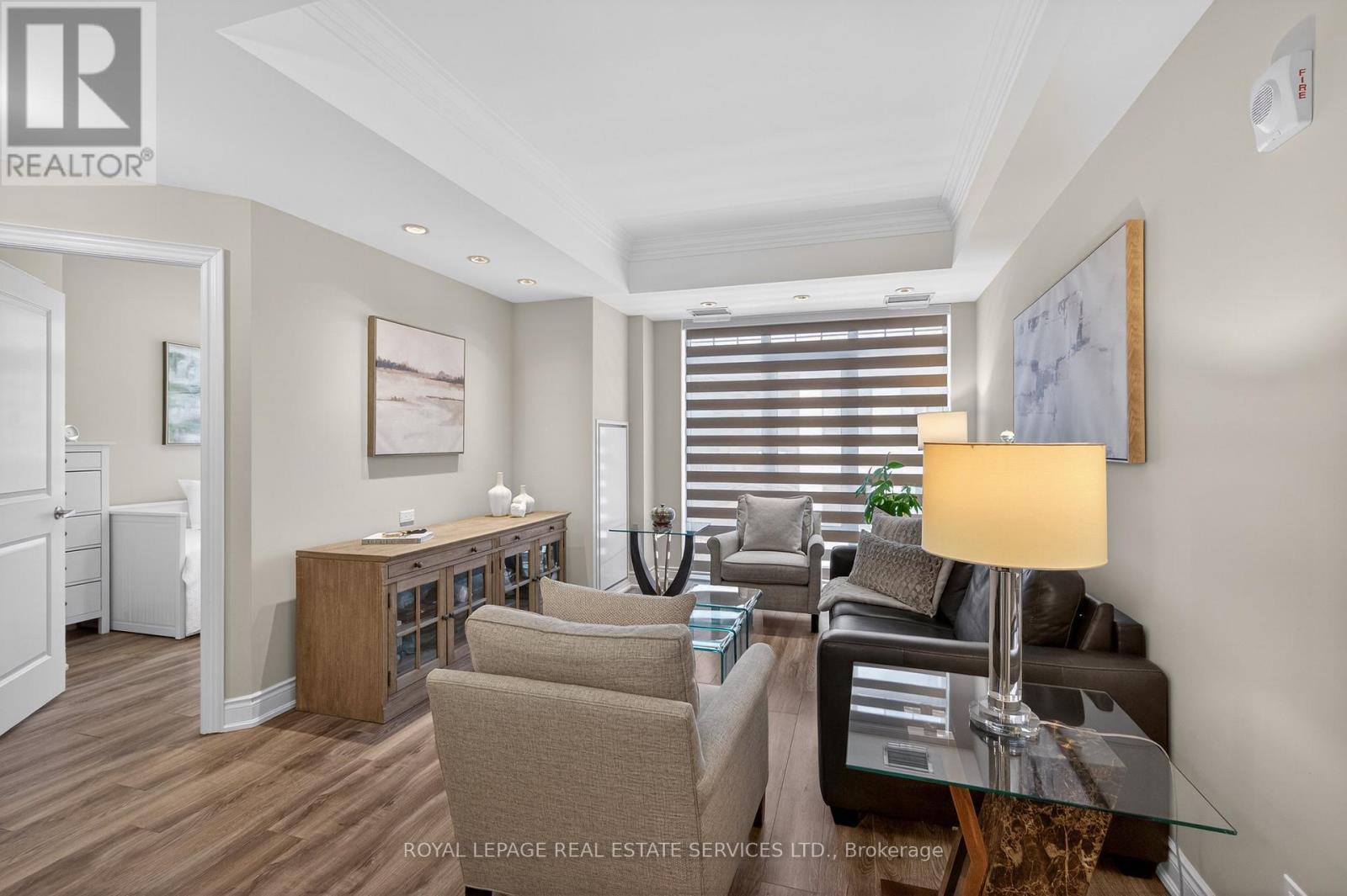 410 - 205 Lakeshore Road W, Oakville, Ontario  L6K 0H8 - Photo 18 - W12753834