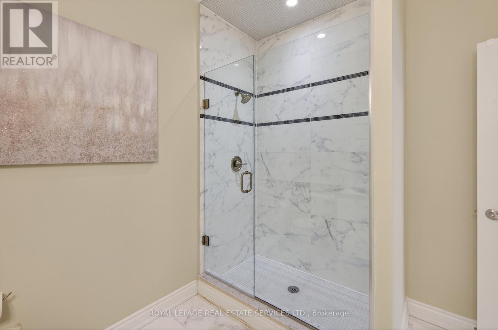 410 - 205 Lakeshore Road W, Oakville, Ontario  L6K 0H8 - Photo 24 - W12753834