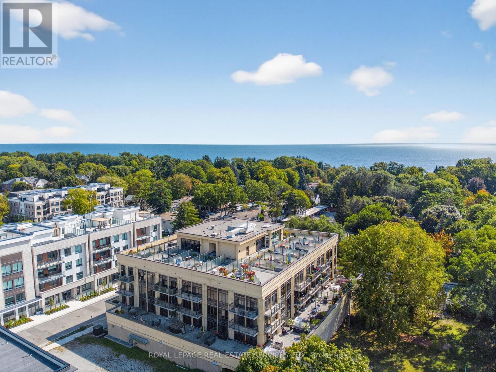 410 - 205 Lakeshore Road W, Oakville, Ontario  L6K 0H8 - Photo 3 - W12753834