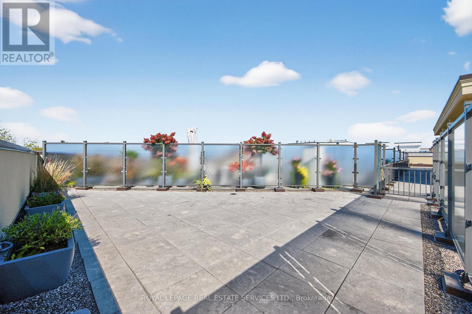 410 - 205 Lakeshore Road W, Oakville, Ontario  L6K 0H8 - Photo 35 - W12753834