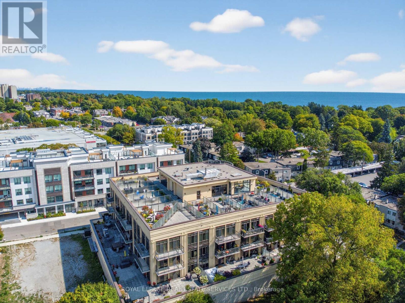 410 - 205 Lakeshore Road W, Oakville, Ontario  L6K 0H8 - Photo 4 - W12753834