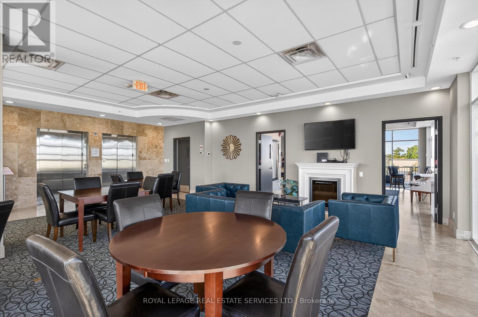 410 - 205 Lakeshore Road W, Oakville, Ontario  L6K 0H8 - Photo 40 - W12753834