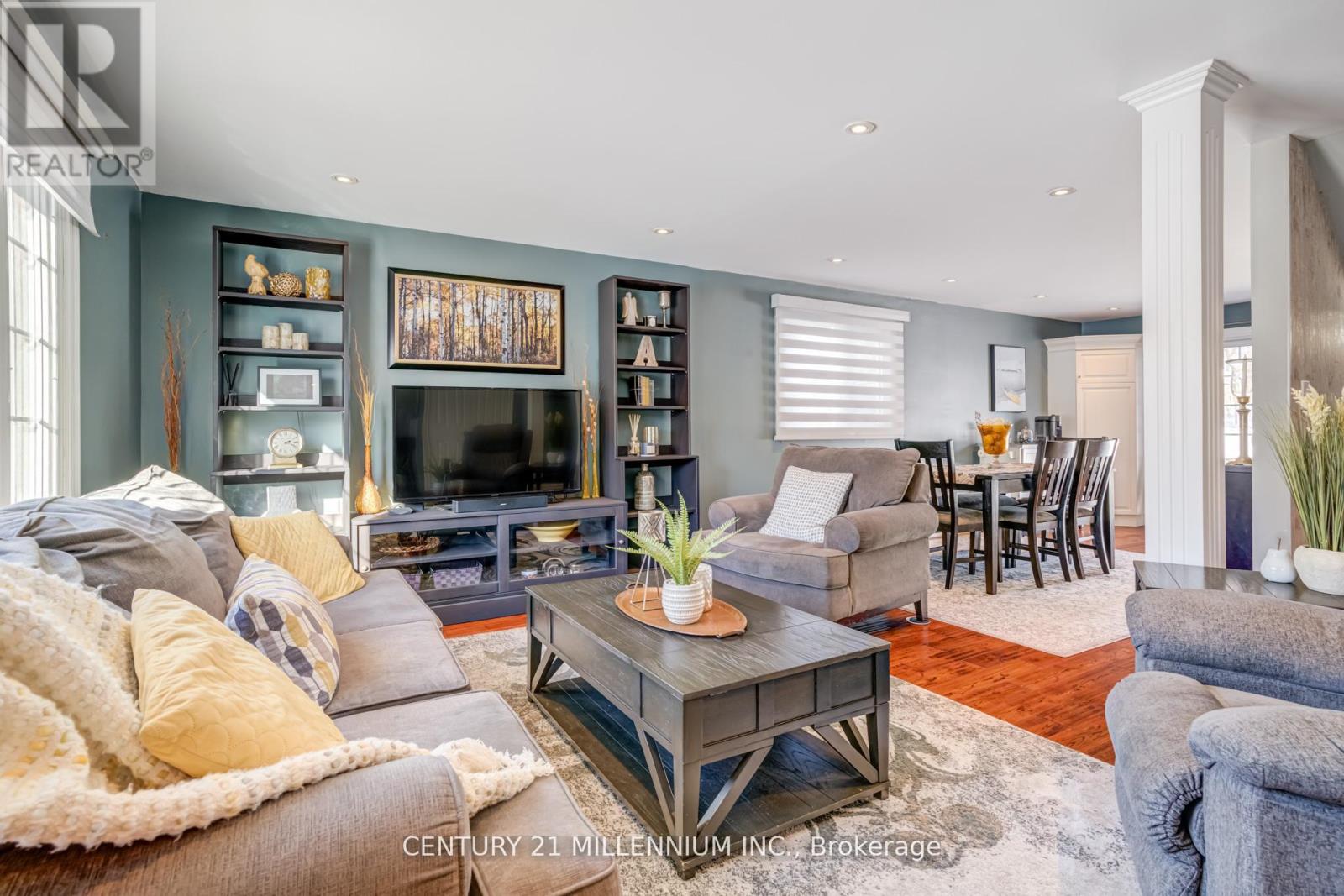 58 Ridgehill Drive, Brampton, Ontario  L6Y 2C6 - Photo 4 - W12753878