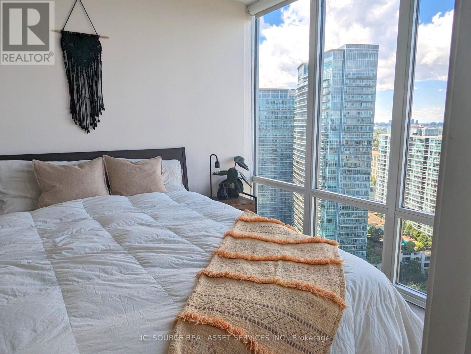 2815 - 88 Park Lawn Road, Toronto (Mimico), Ontario  M8Y 0B5 - Photo 4 - W12753894