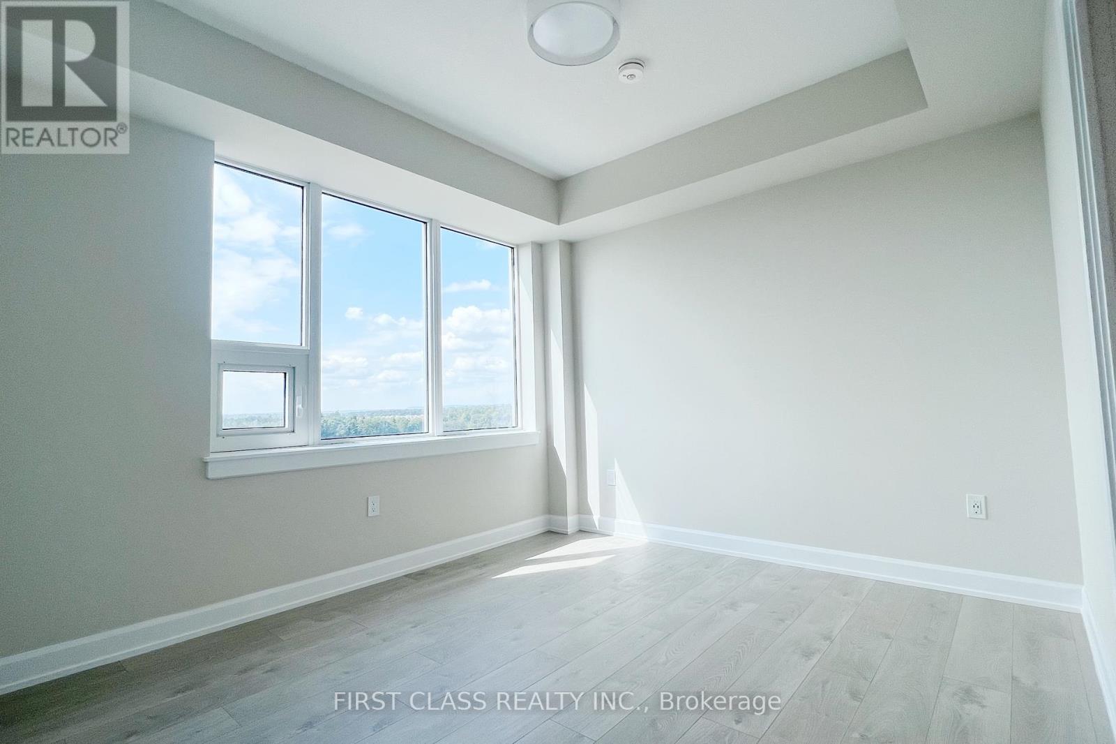 815 - 3200 William Coltson Avenue, Oakville, Ontario  L6H 7W6 - Photo 8 - W12753928