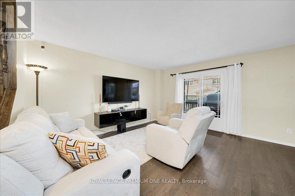 30 Mitchell Avenue, Brampton, Ontario  L6Z 1H3 - Photo 13 - W12753936